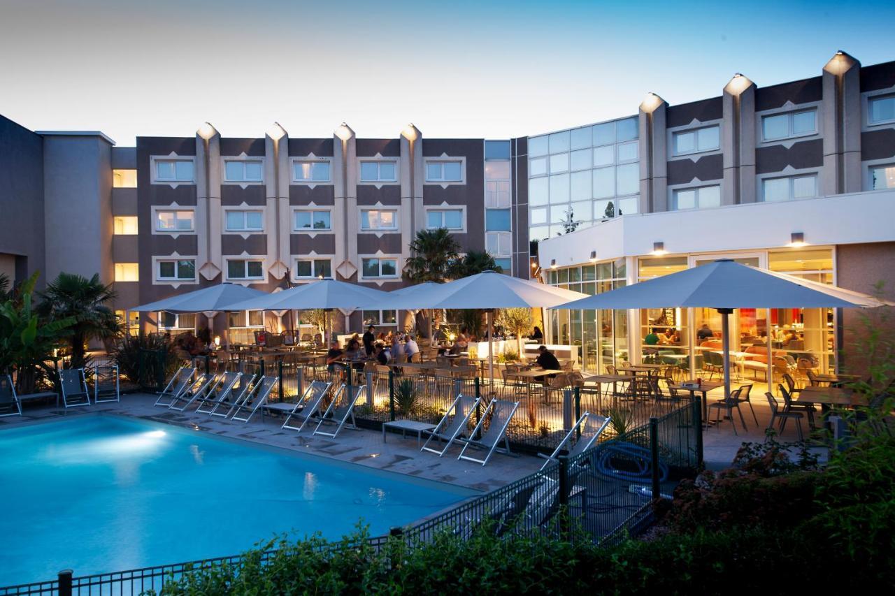 Novotel Clermont-Ferrand Exterior photo