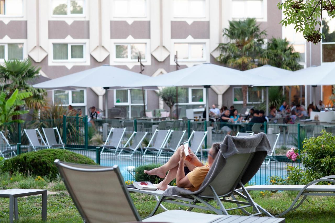 Novotel Clermont-Ferrand Exterior photo