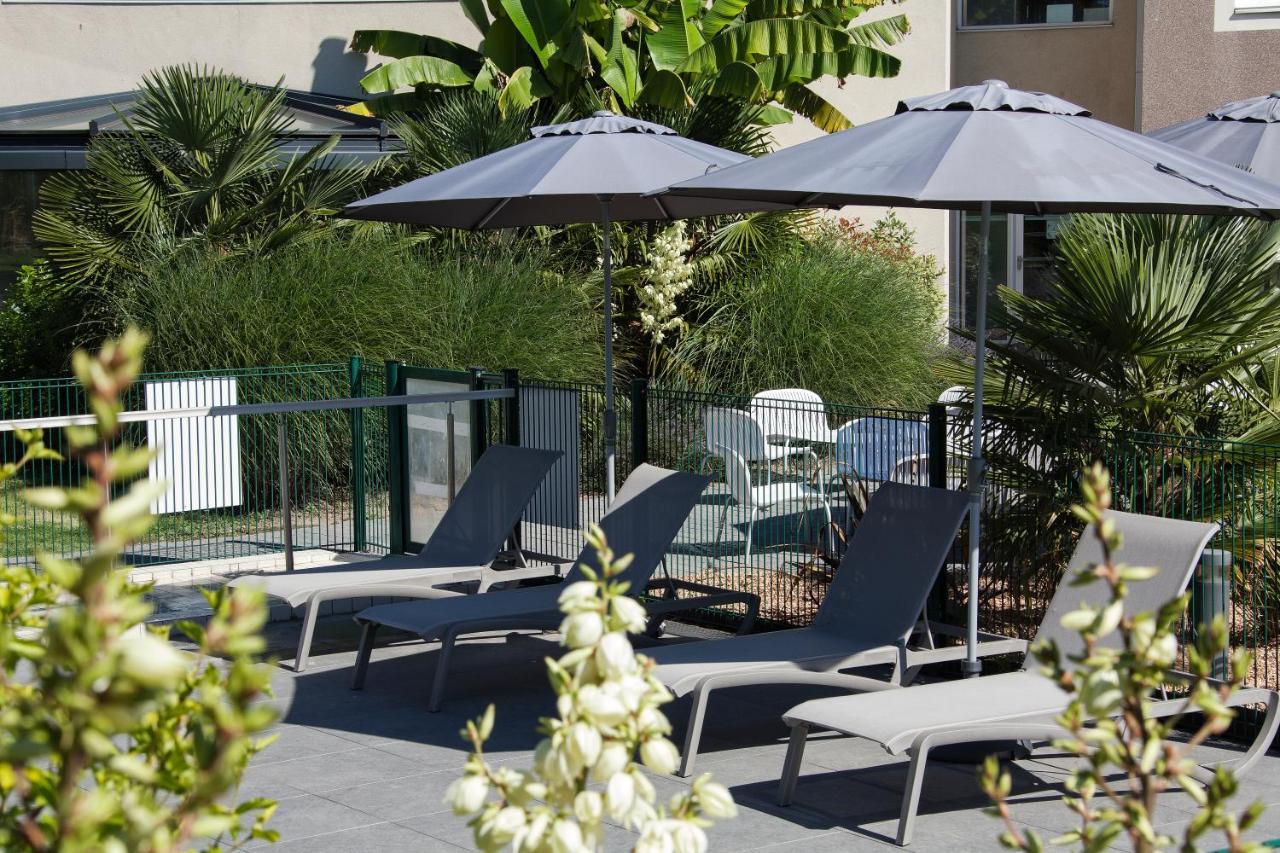 Novotel Clermont-Ferrand Exterior photo